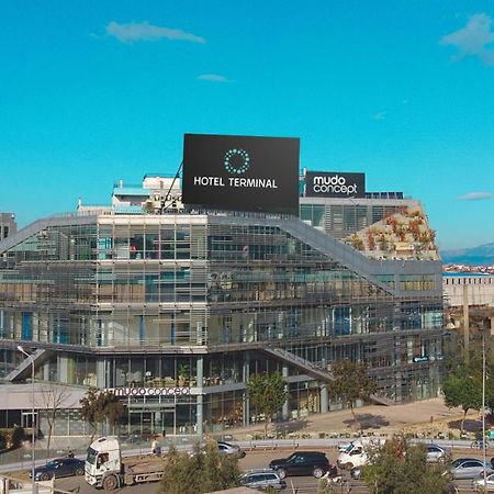 Hotel Terminal Tirana Bregu i Lumit Kültér fotó